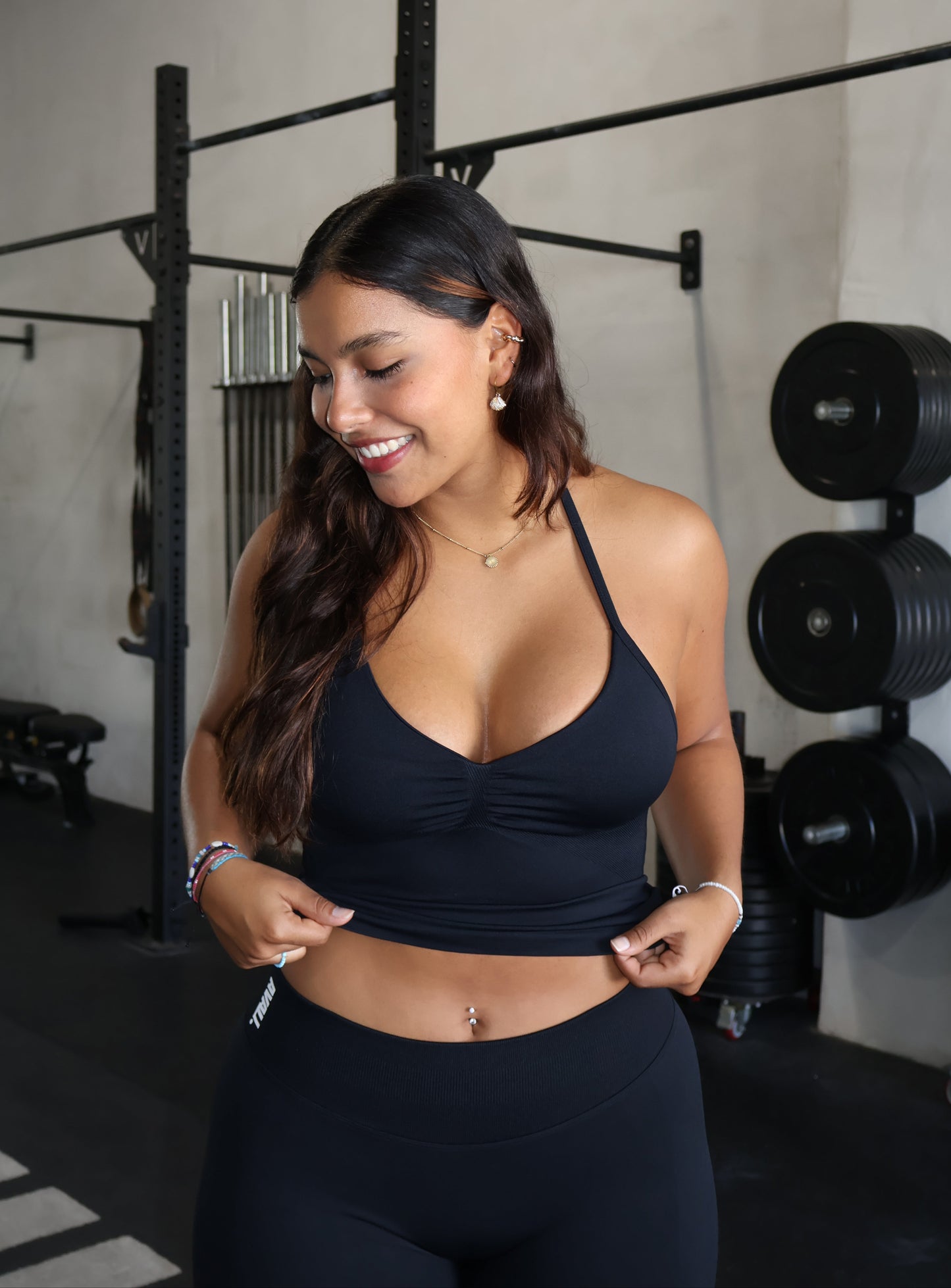 Sculpt Longline Top - Black