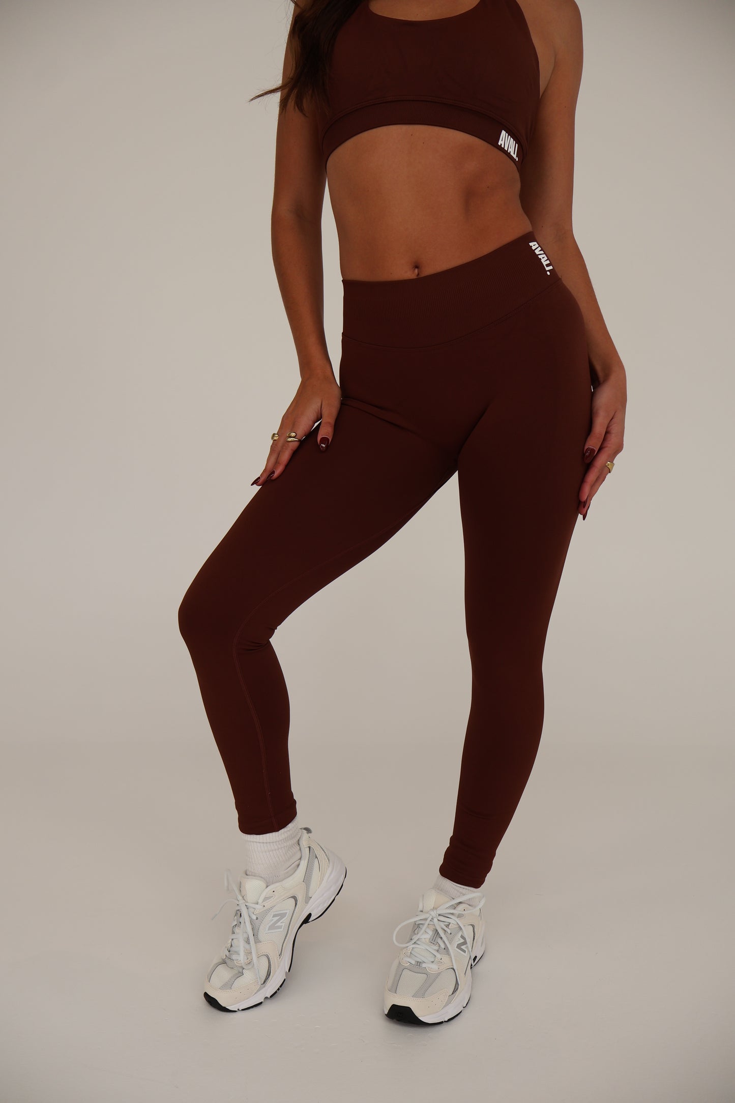 Elevate Leggings - Brown