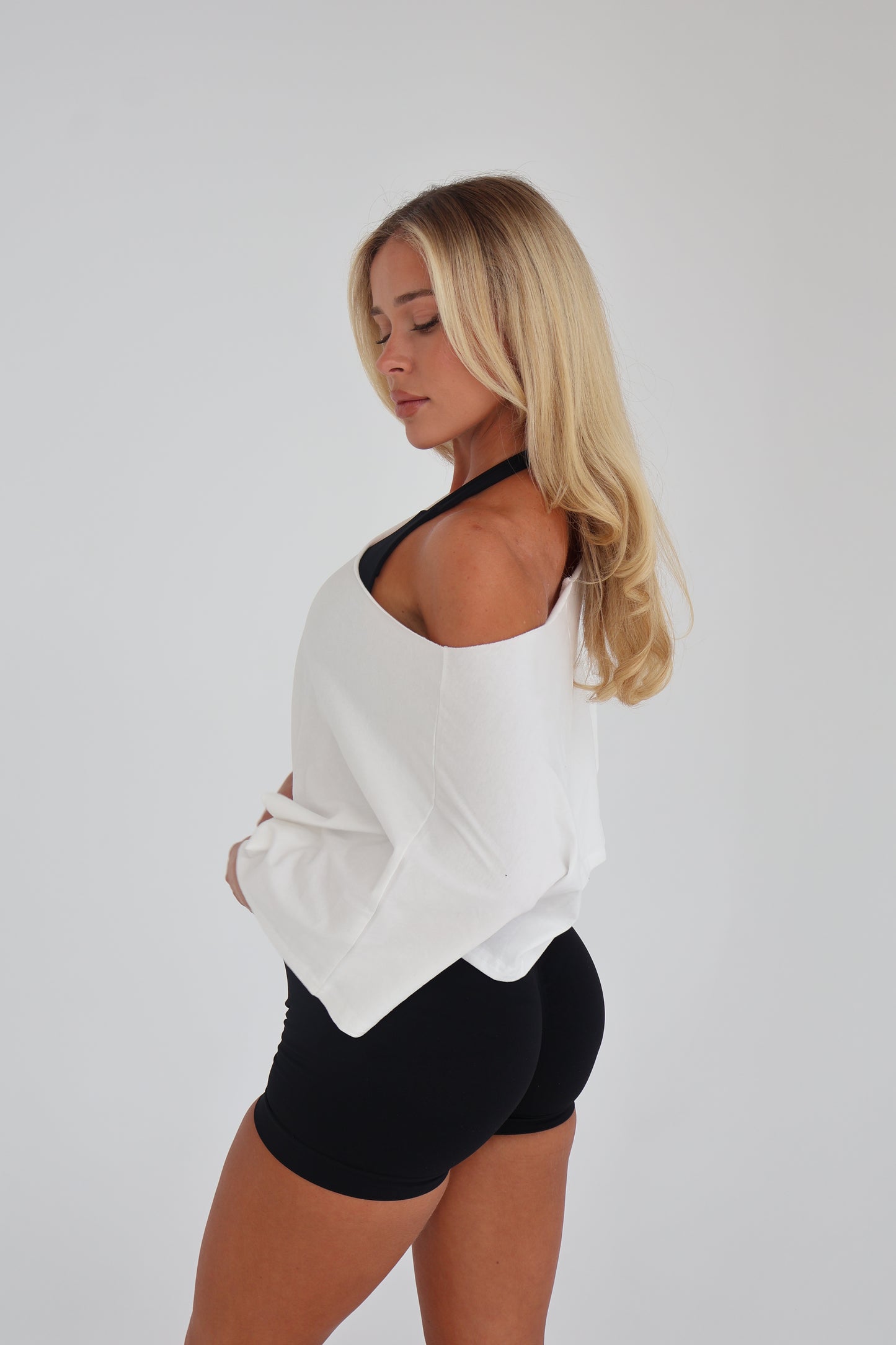 Oversized cropped off the shoulder tee - White