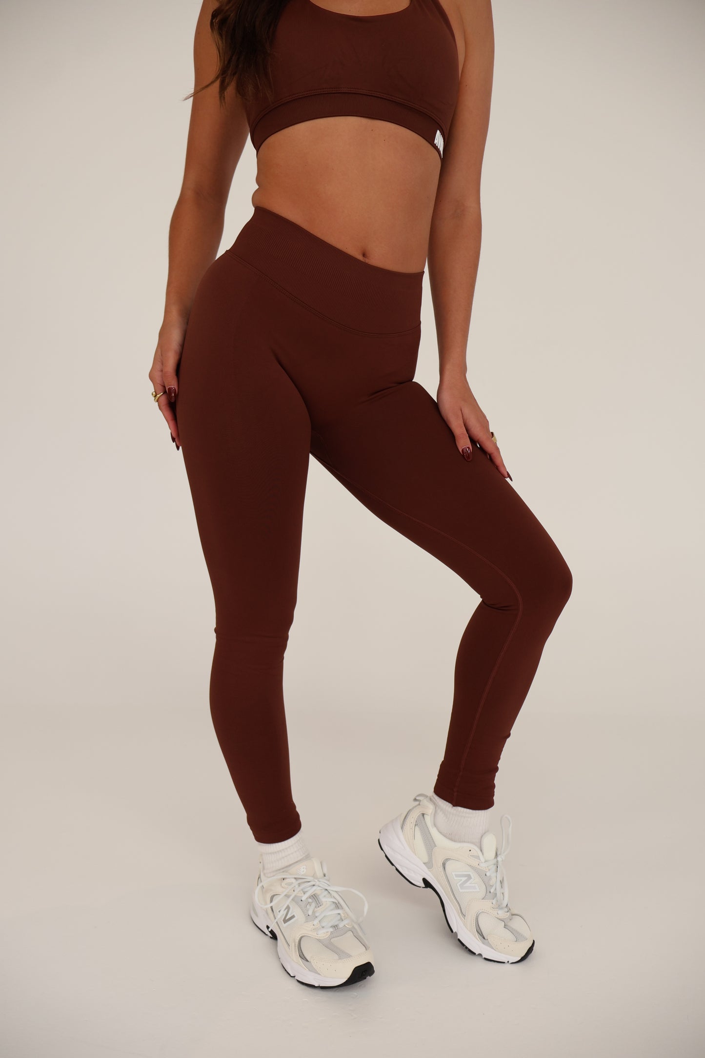 Elevate Leggings - Brown